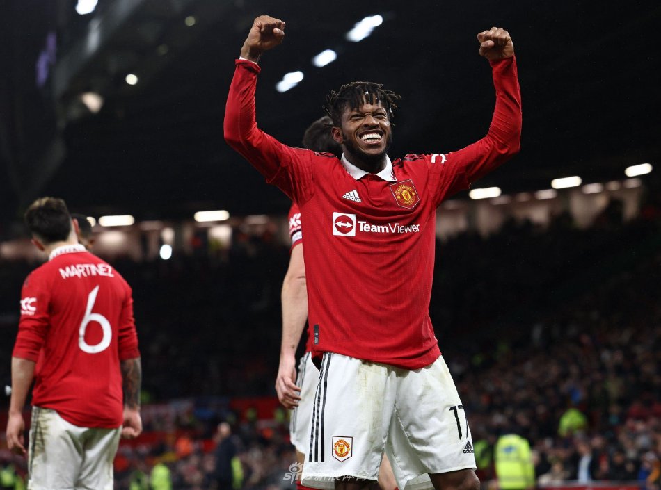 转会市场的 转会市场的