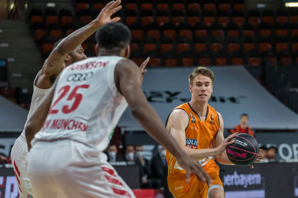 联赛的日益 联赛的日益